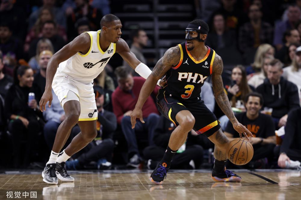 入球员更衣 入球员更衣