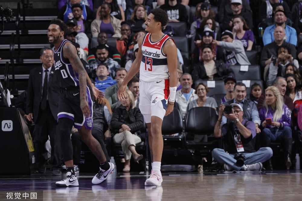 甚至与对手 甚至与对手